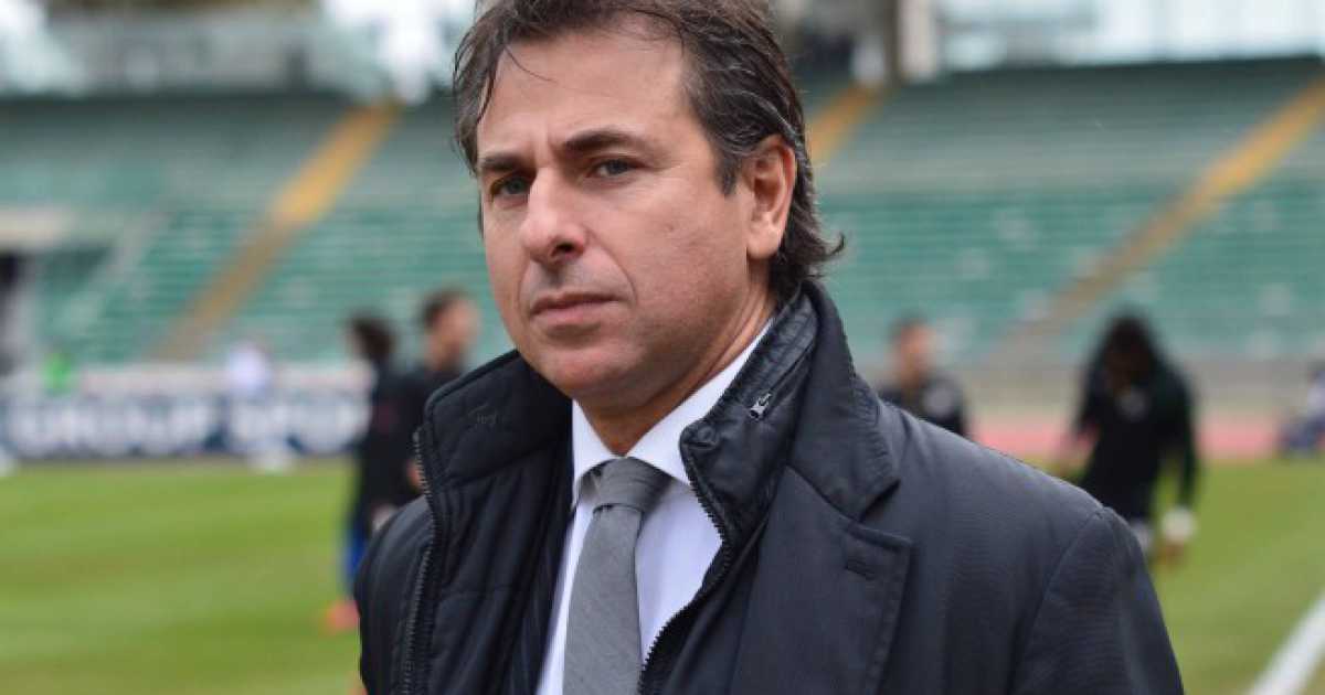 Il Bari � in crisi: cambiamenti confusionari e presidente sempre troppo protagonista